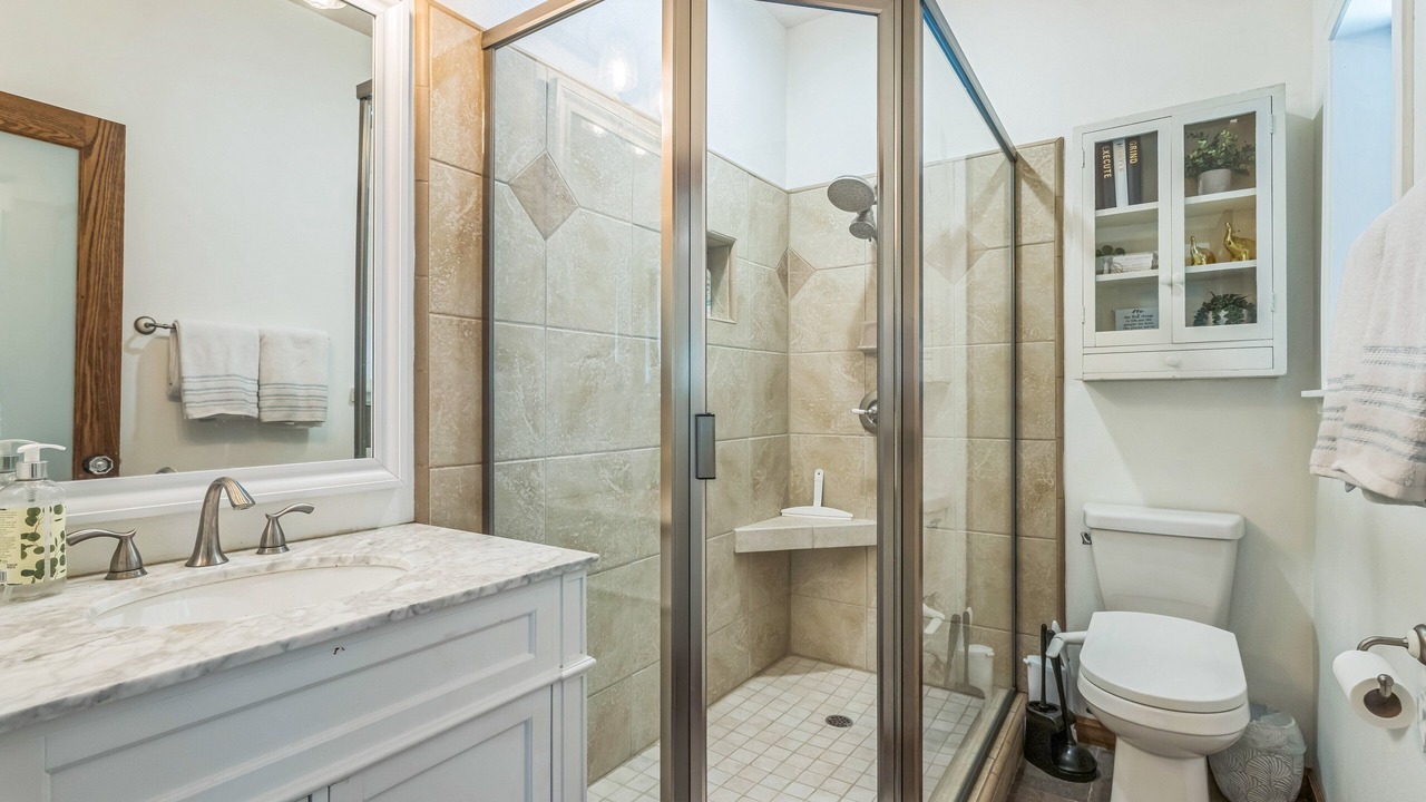 Photo of Bathroom in Frazier Park