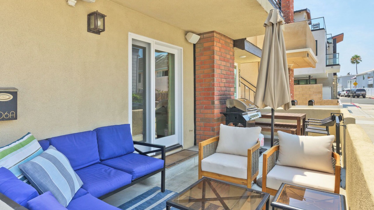 Photo of Patio Balcony in Balboa Peninsula