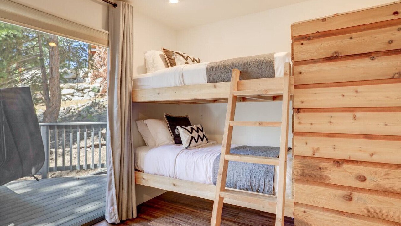 Photo of Bedroom in Tahoe Village