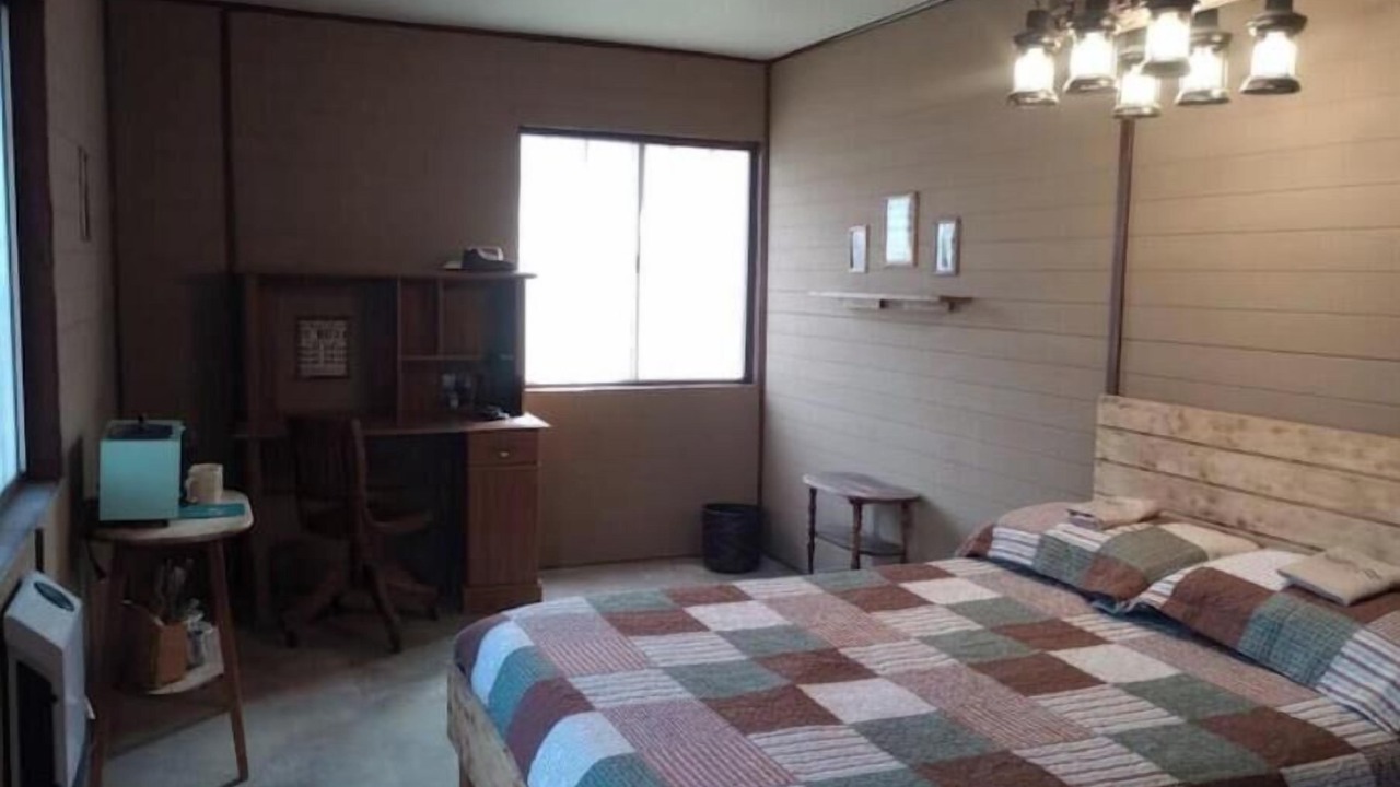 Photo of Bedroom in Bodfish