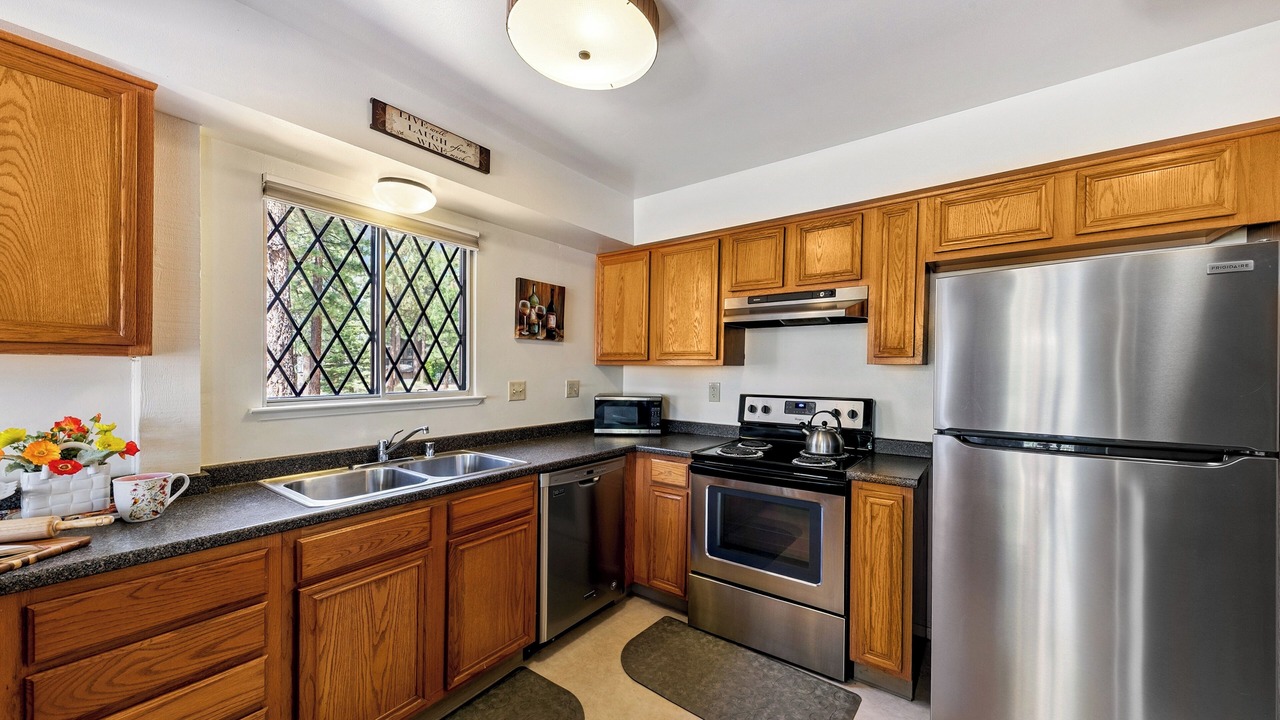 Photo of Kitchen in Tahoe Tyrol