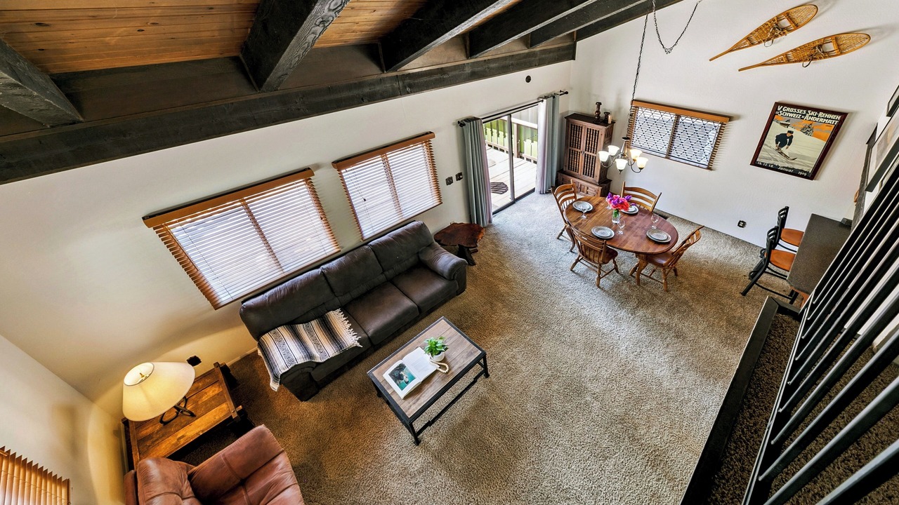 Photo of Livingroom in Tahoe Tyrol