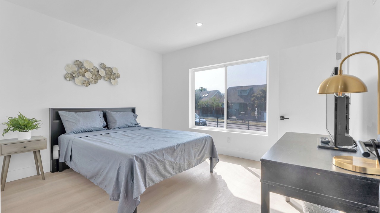 Photo of Bedroom in Cypress Park