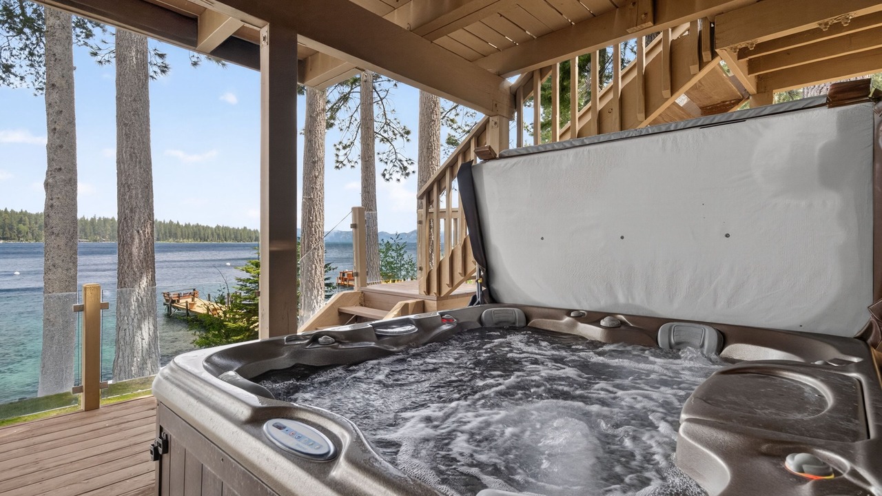 Photo of Outdoor in Meeks Bay
