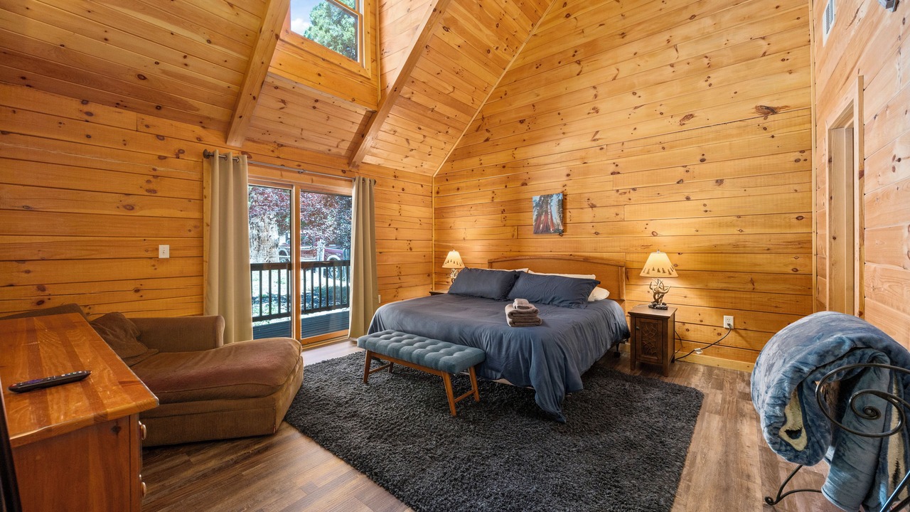 Photo of Bedroom in Alta Sierra