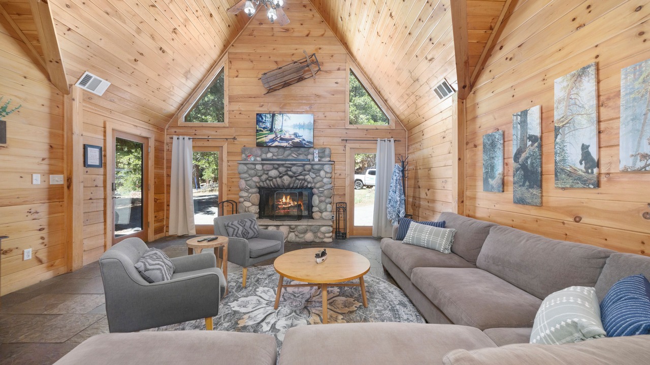 Photo of Livingroom in Alta Sierra