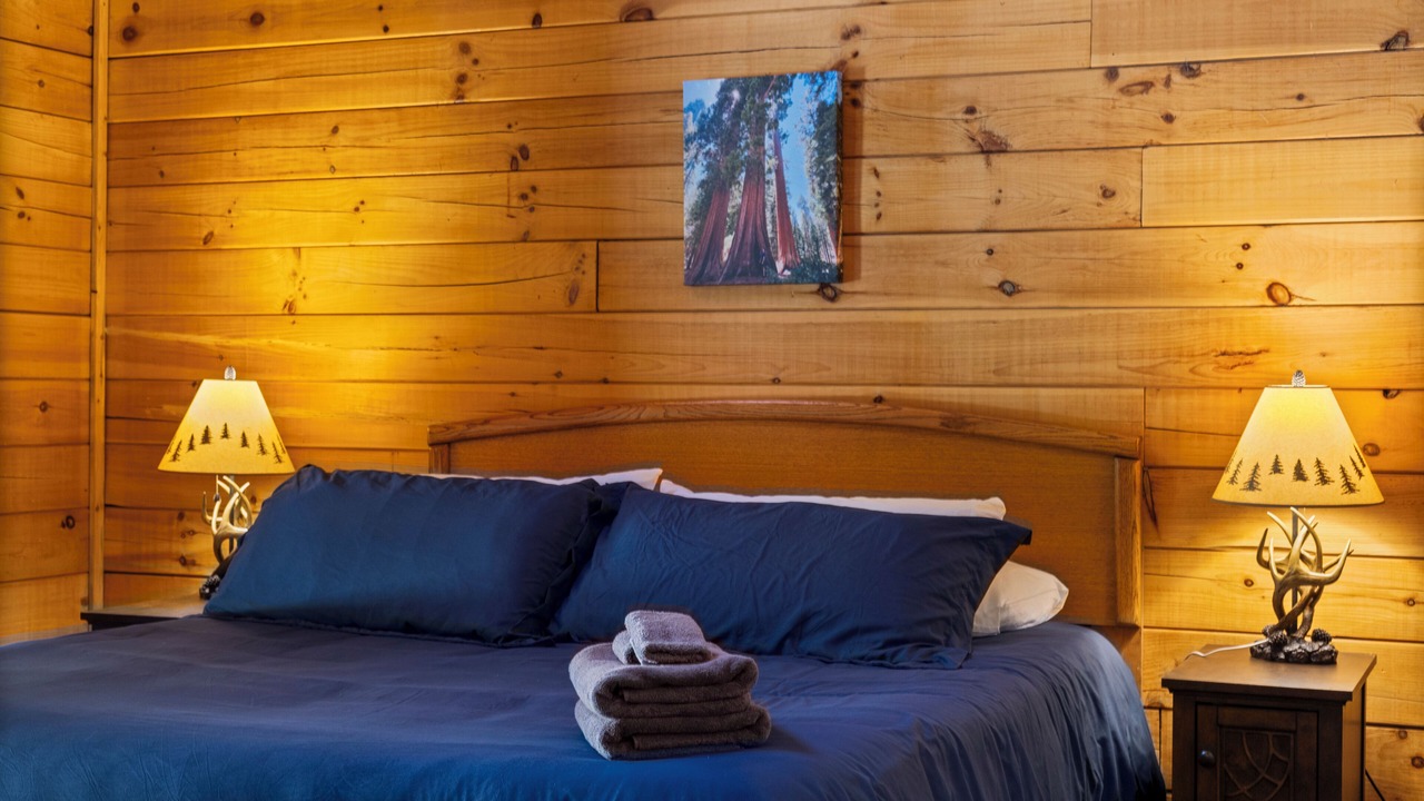 Photo of Bedroom in Alta Sierra