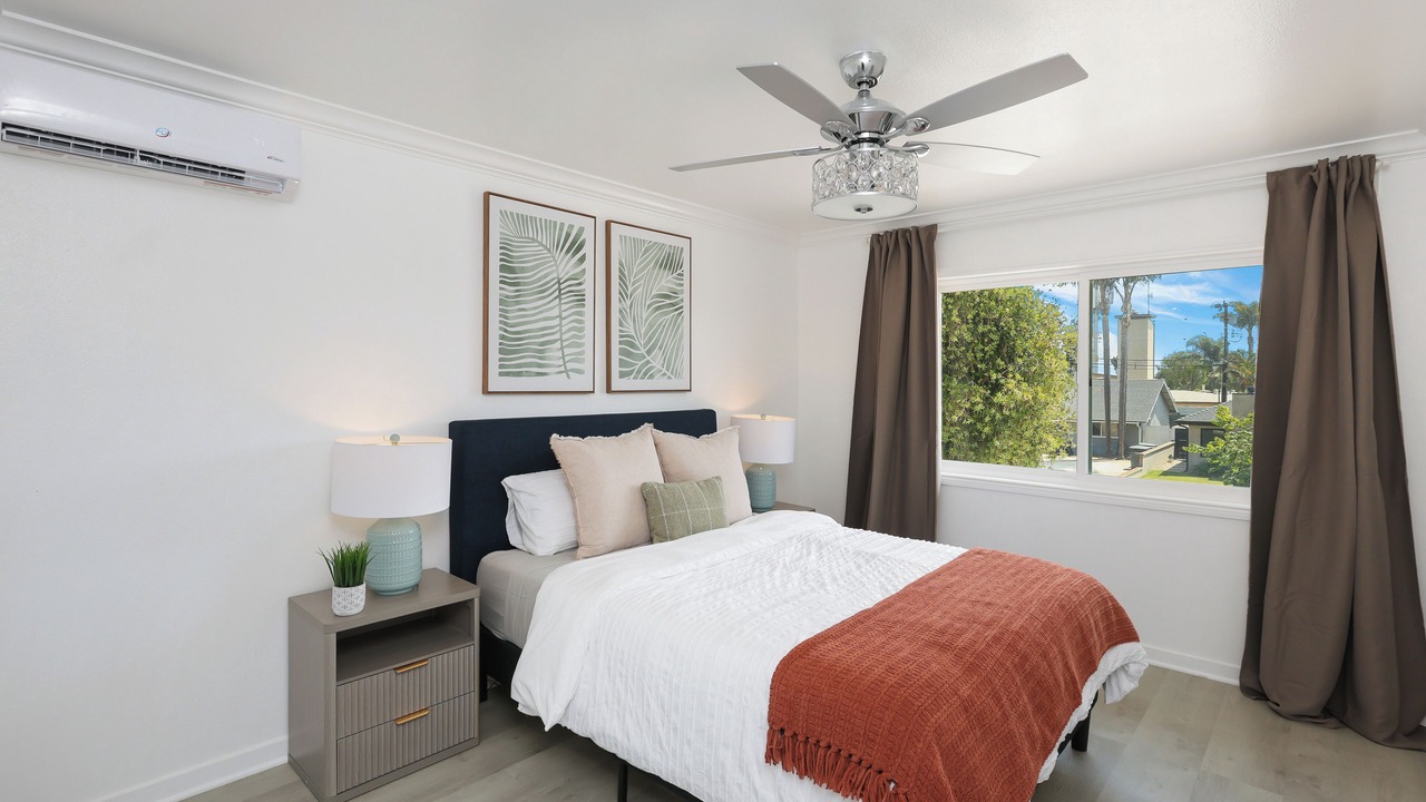 Photo of Bedroom in Canoga Park