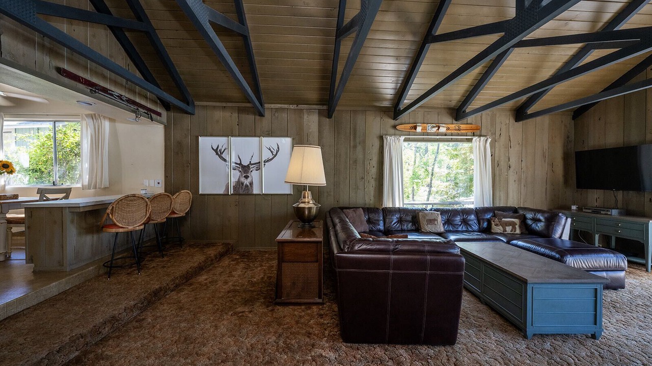 Photo of Livingroom in Bass Lake