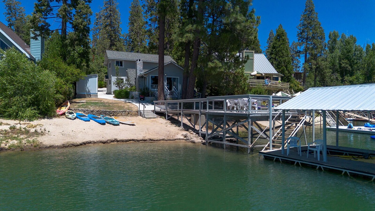 Photo of Outdoor in Bass Lake
