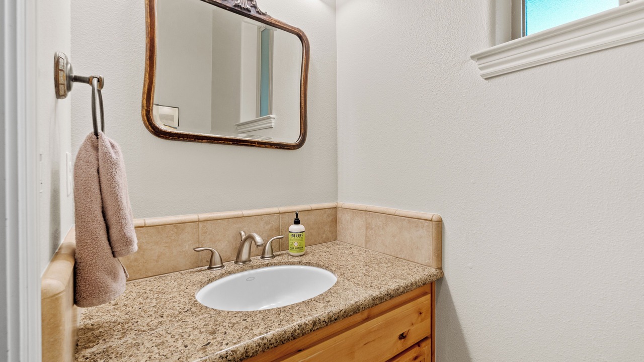 Photo of Bathroom in Sierra Cedars