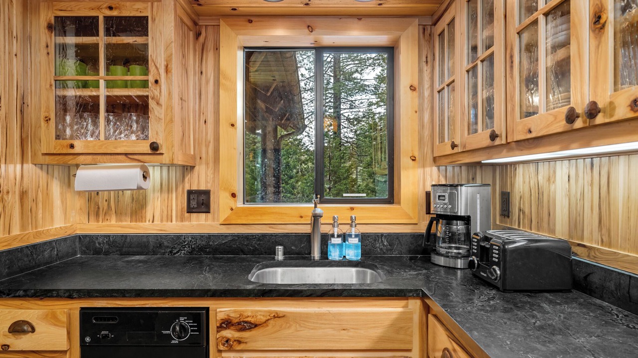 Photo of Kitchen in Cold Springs