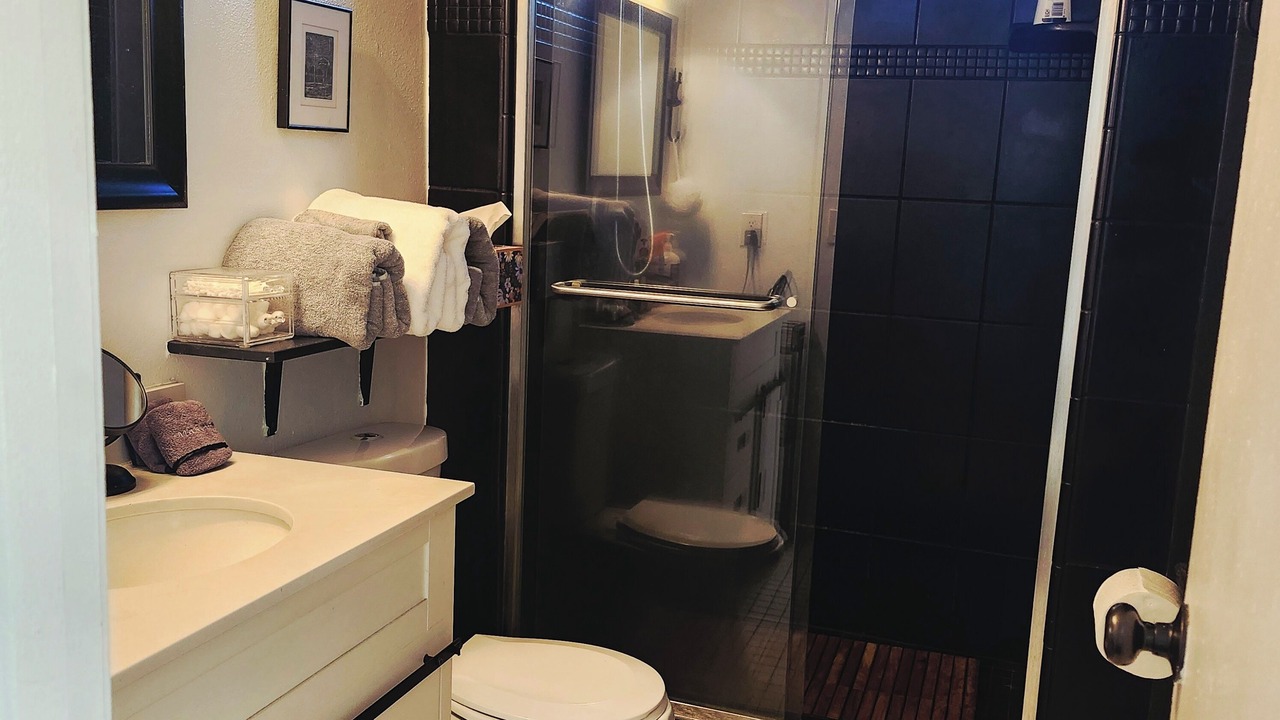 Photo of Bathroom in Cascadel Woods
