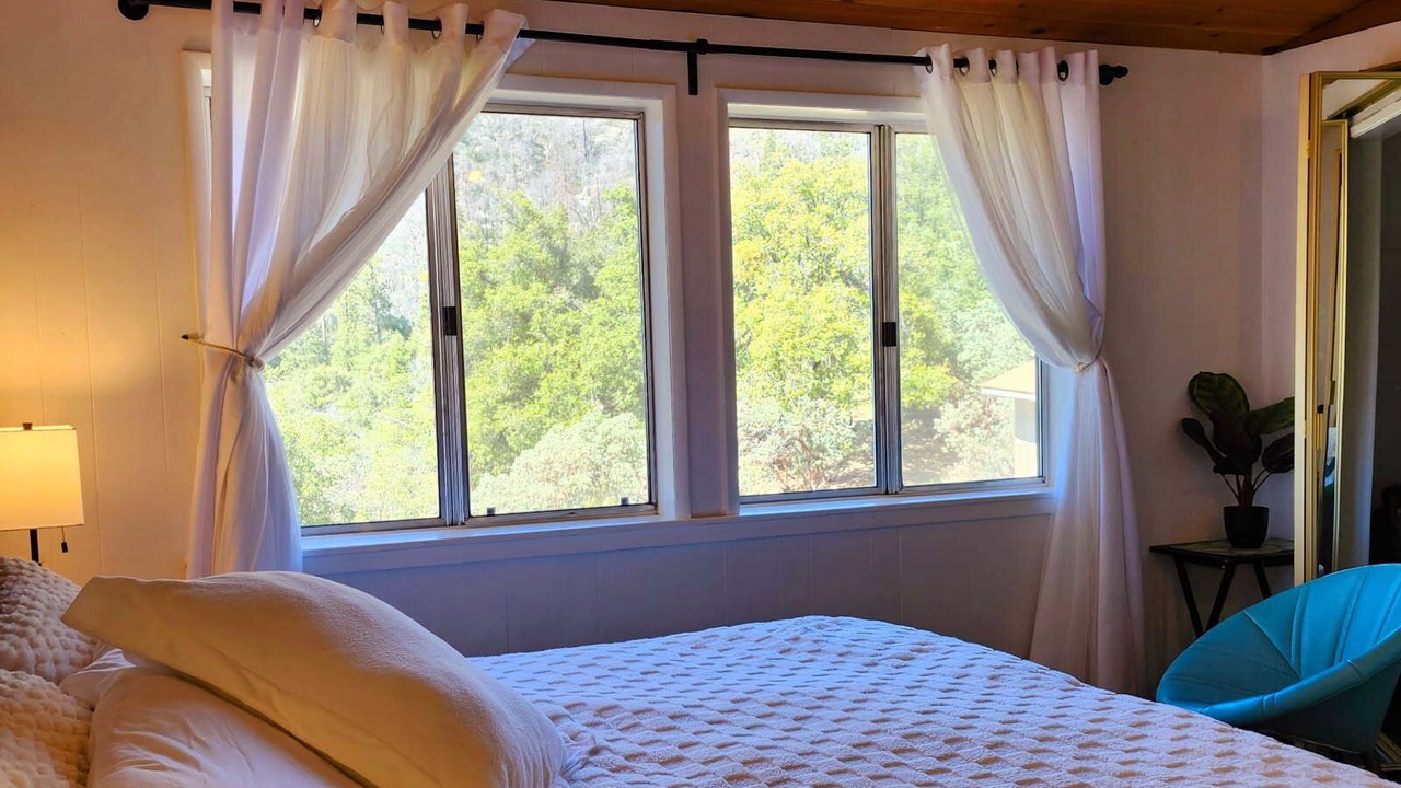 Photo of Bedroom in Cascadel Woods