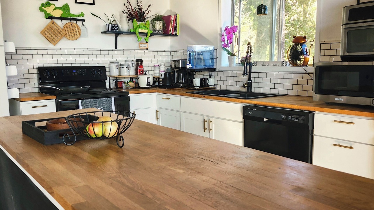 Photo of Kitchen in Cascadel Woods
