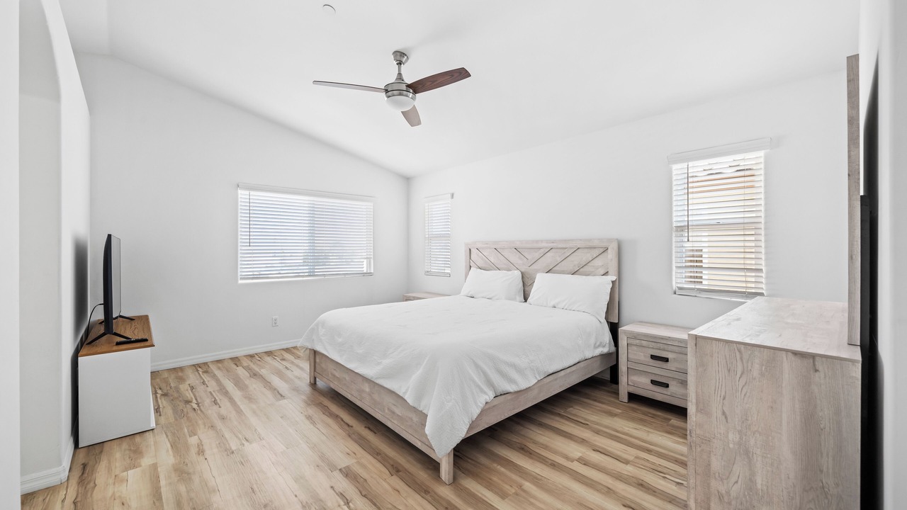 Photo of Bedroom in Lincoln Acres