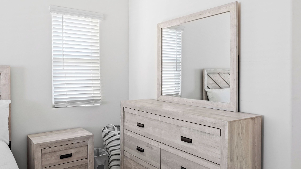 Photo of Bedroom in Lincoln Acres
