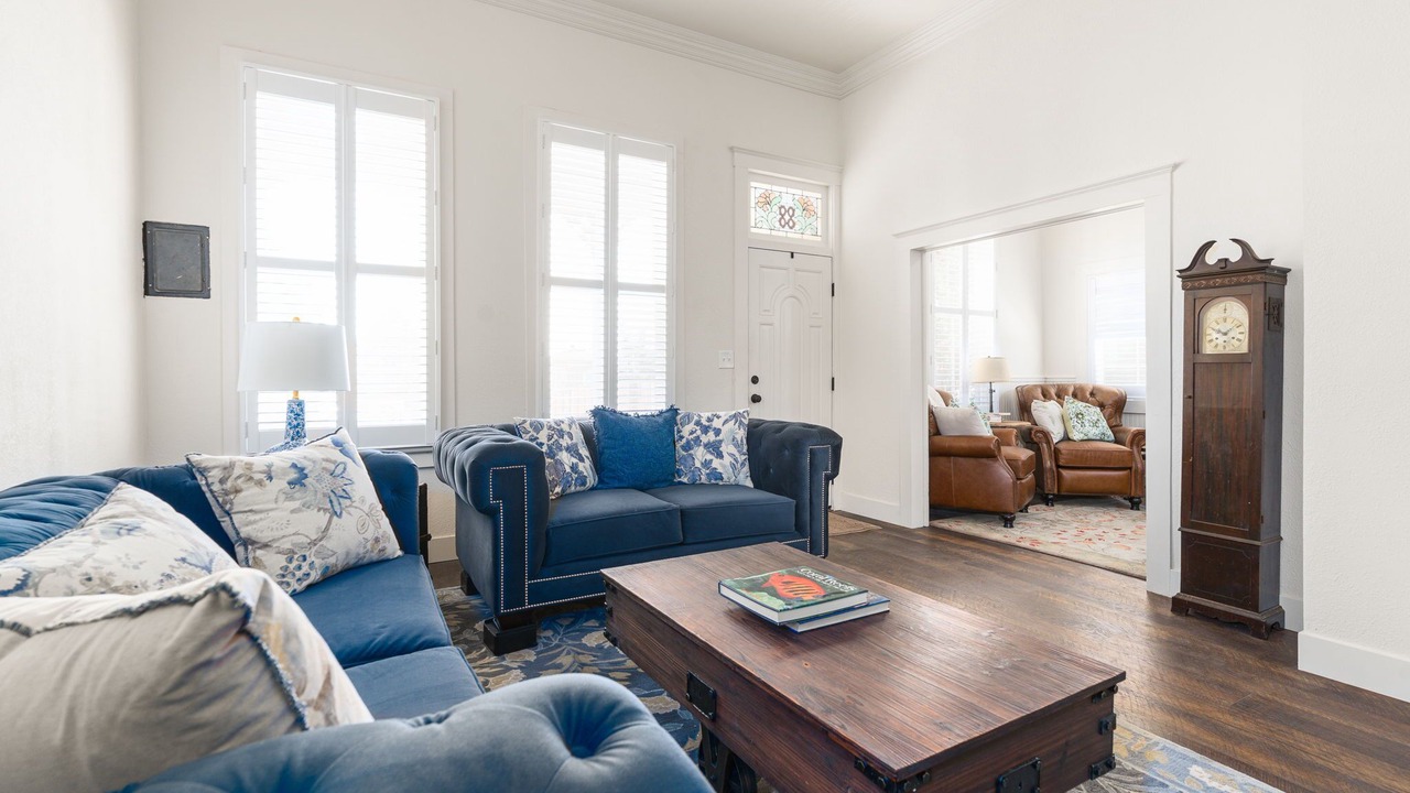 Photo of Livingroom in Virginia City