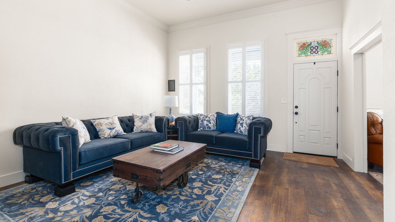 Photo of Livingroom in Virginia City