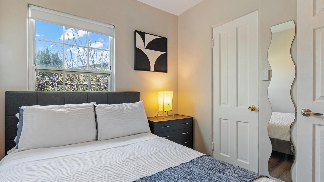 Photo of Bedroom in Los Angeles