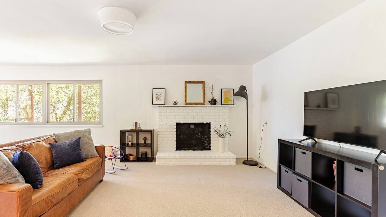 Photo of Livingroom in Upper Rockridge