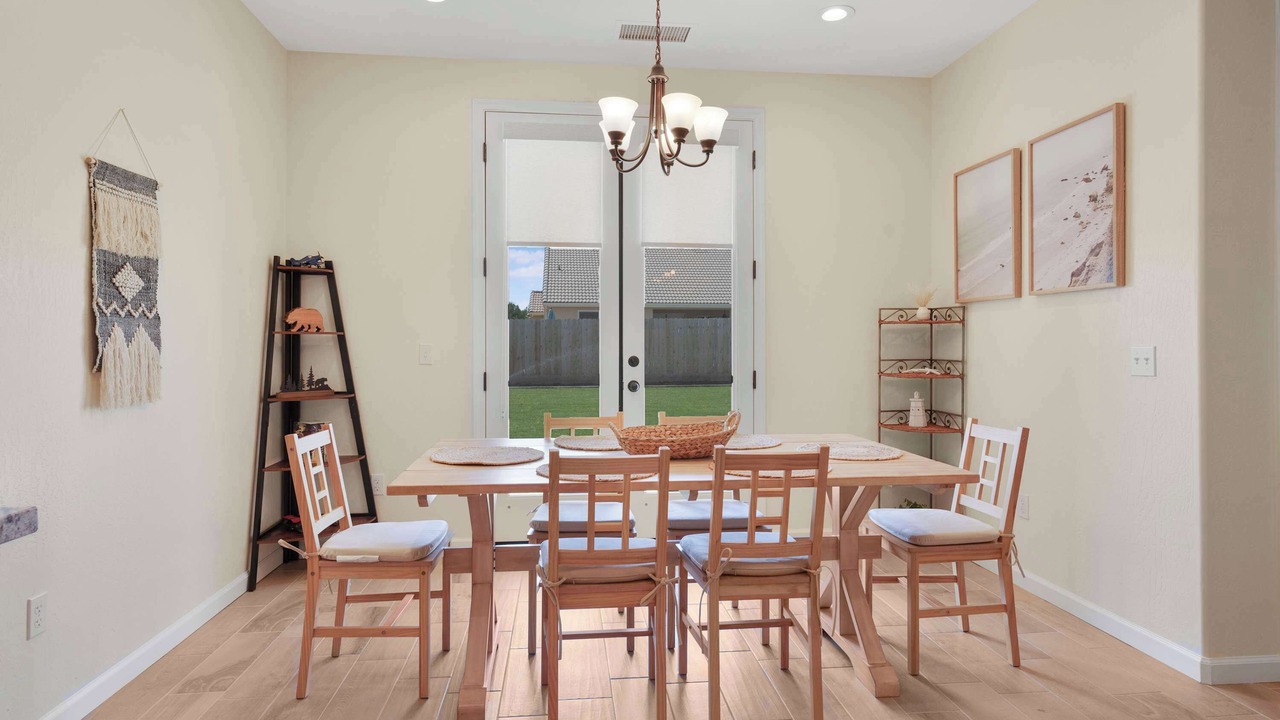 Photo of Livingroom in Hanford