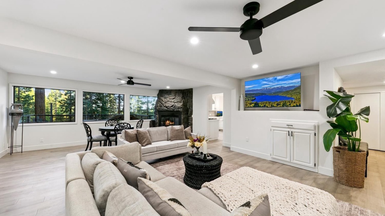 Photo of Livingroom in Incline Village