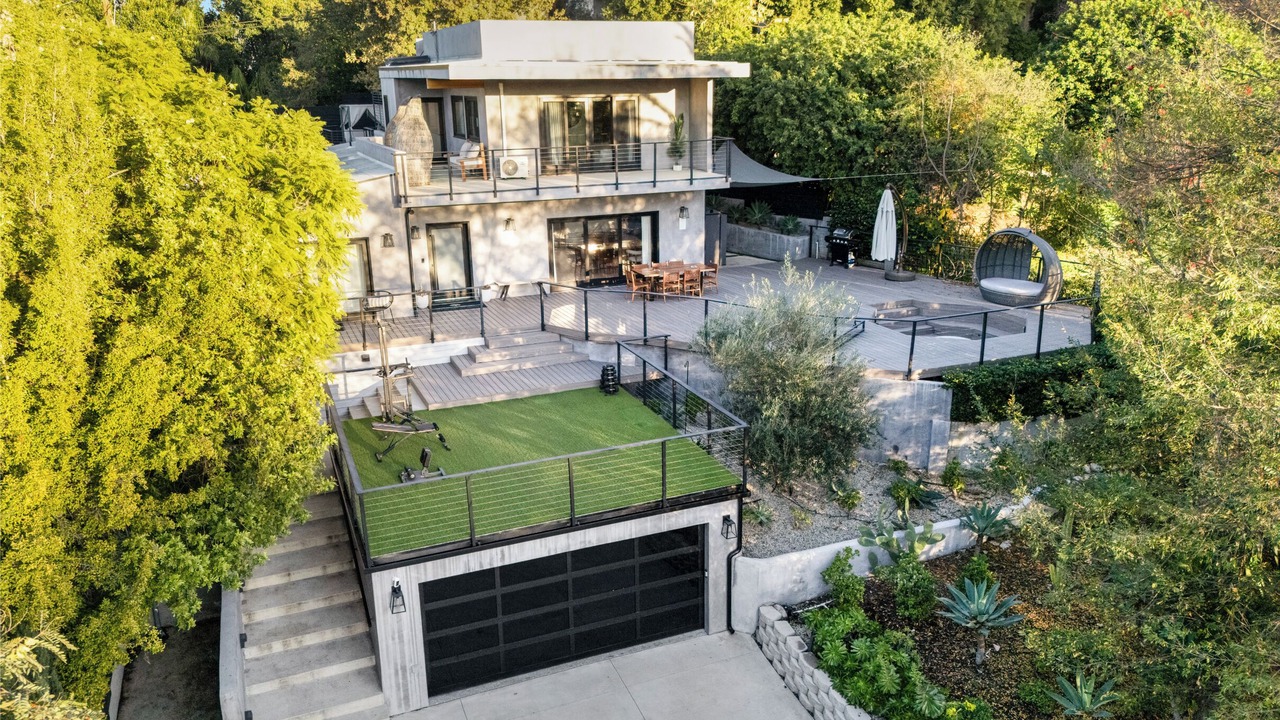 Photo of Outdoor in Studio City