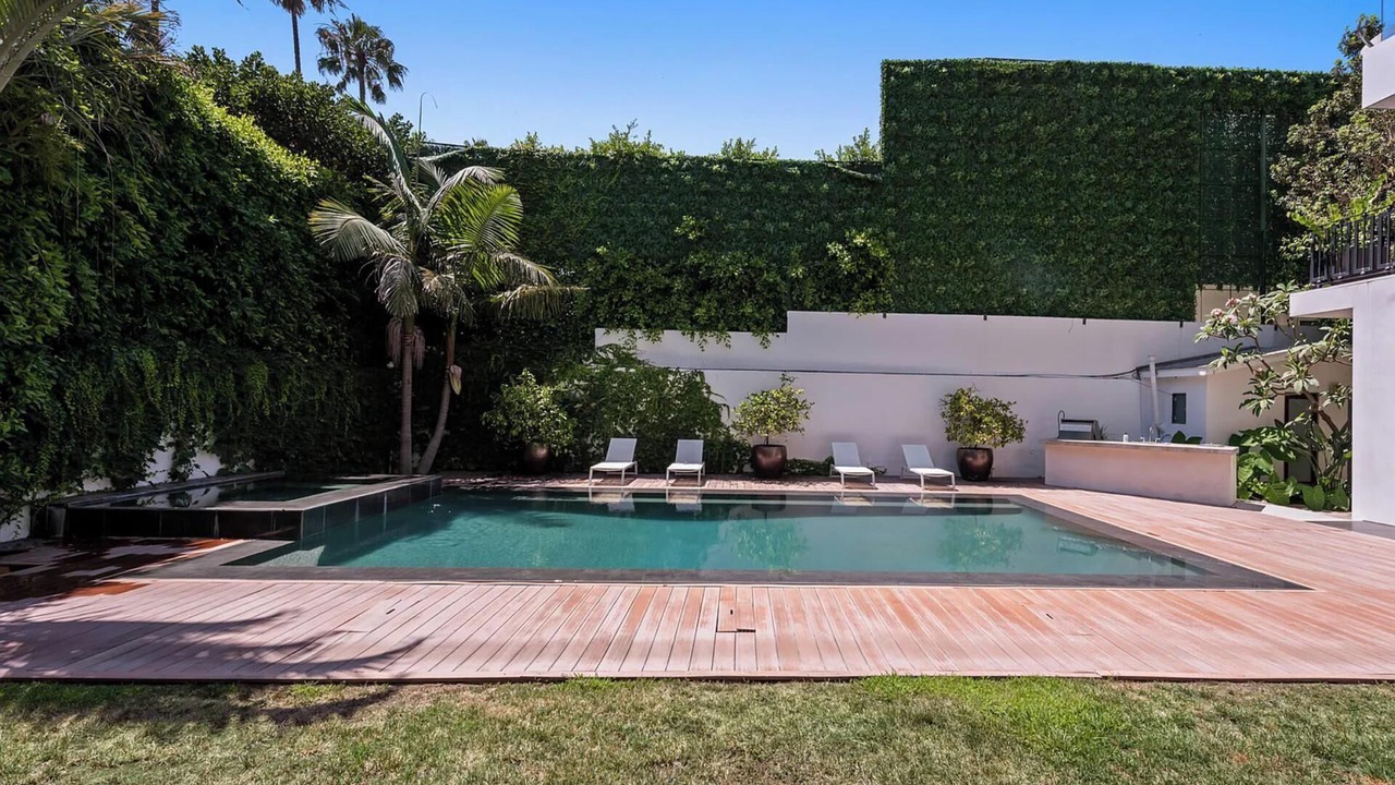 Photo of Outdoor in Beverly Hills