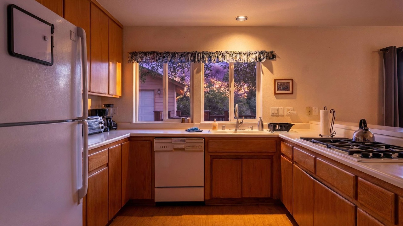 Photo of Kitchen in Groveland