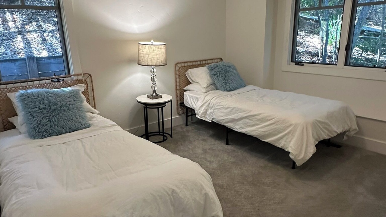 Photo of Bedroom in Woodside