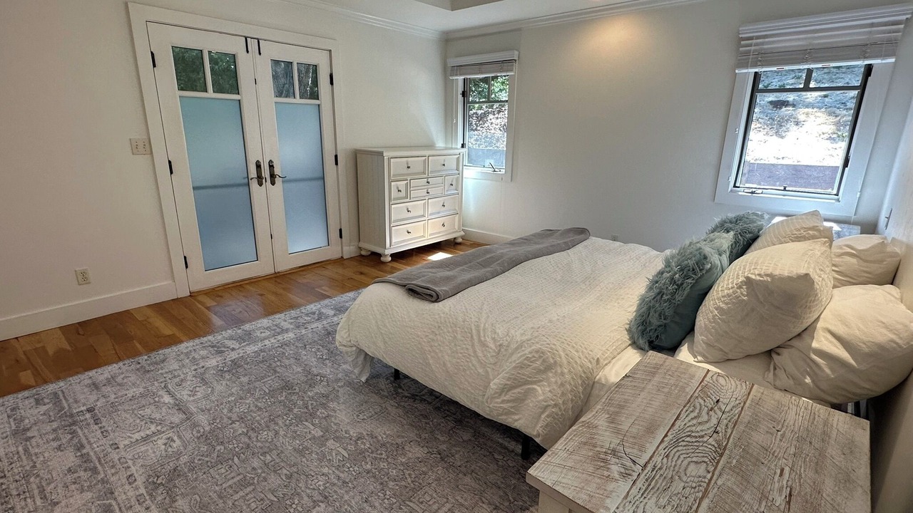 Photo of Bedroom in Woodside