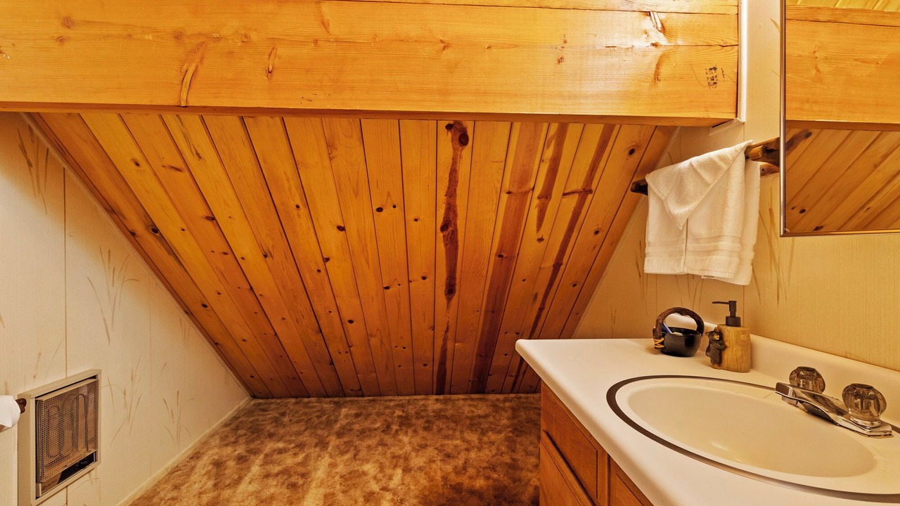 Photo of Bathroom in Twain Harte