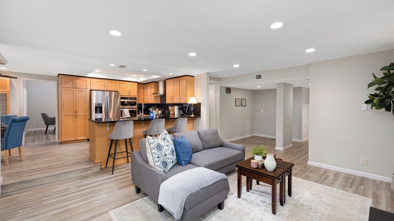 Photo of Livingroom in Laguna Hills