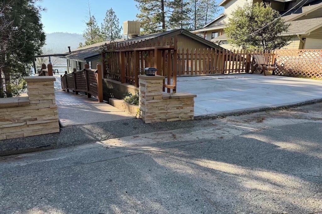 Photo of Outdoor in Bass Lake