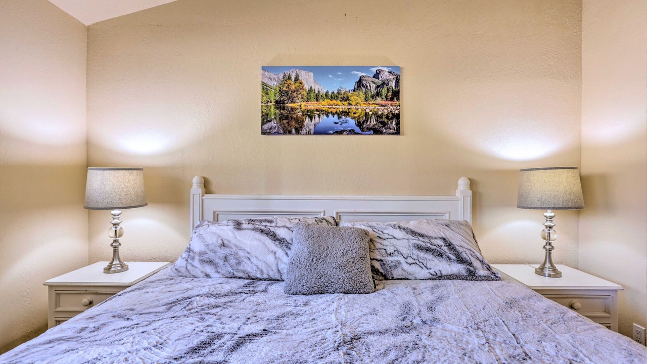Photo of Bedroom in Yosemite Forks