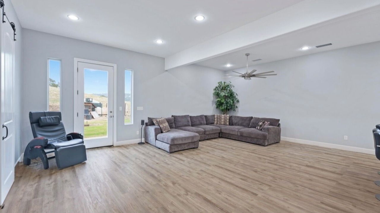 Photo of Livingroom in Friant