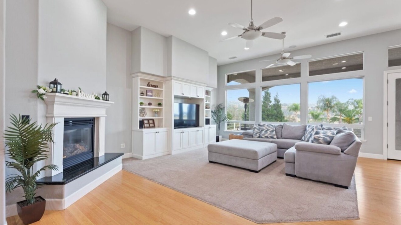 Photo of Livingroom in Friant