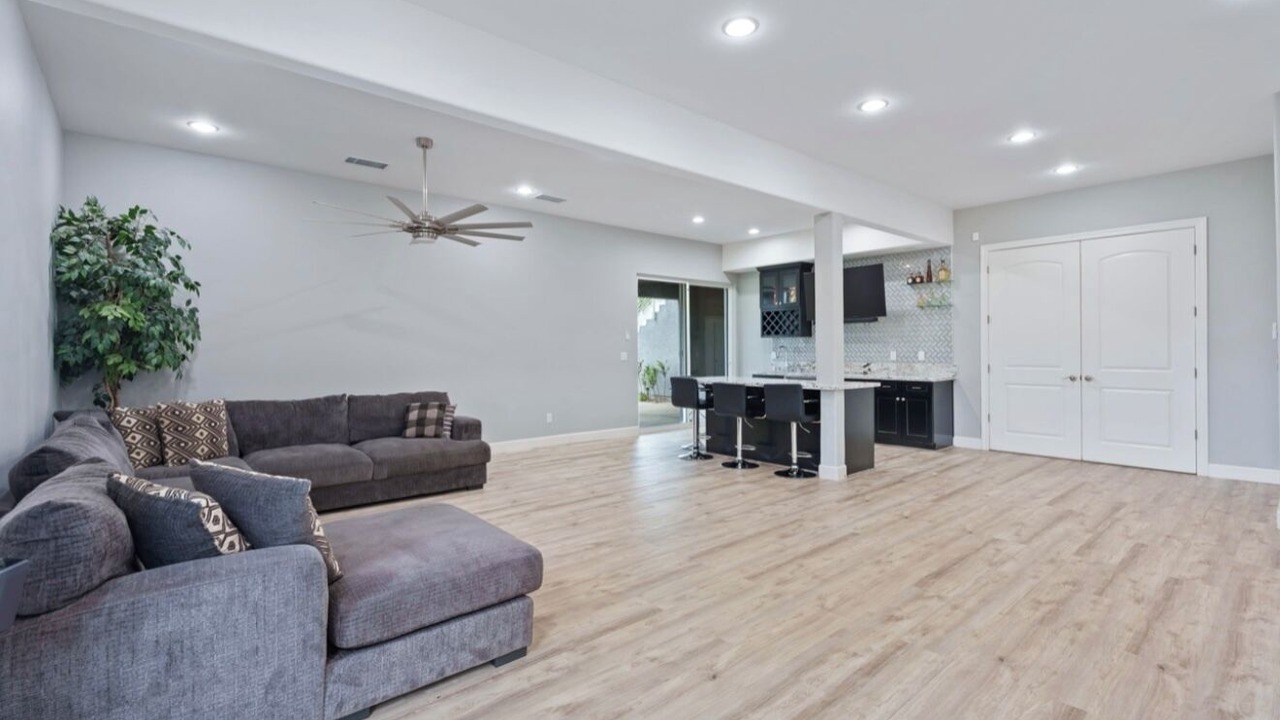 Photo of Livingroom in Friant