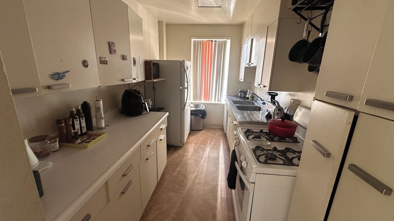 Photo of Kitchen in La Brea