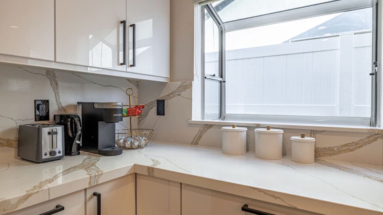 Photo of Kitchen in Valley Glen