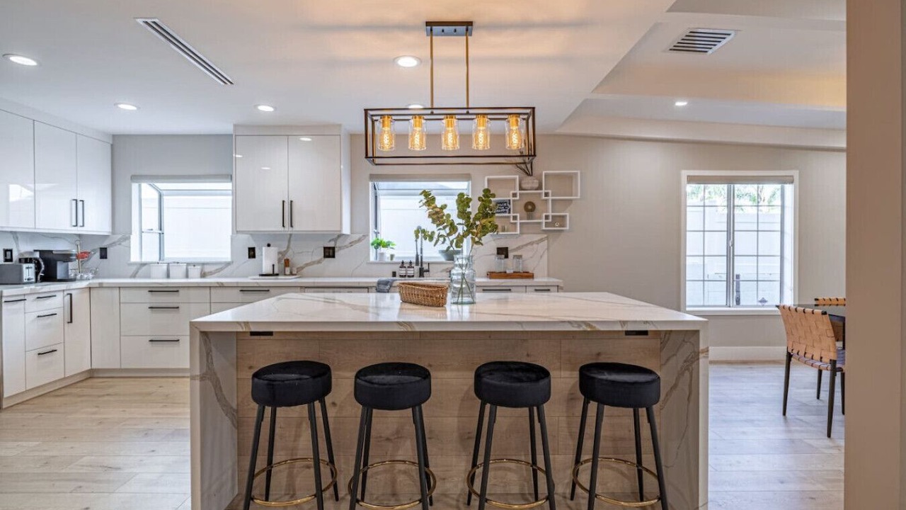 Photo of Kitchen in Valley Glen