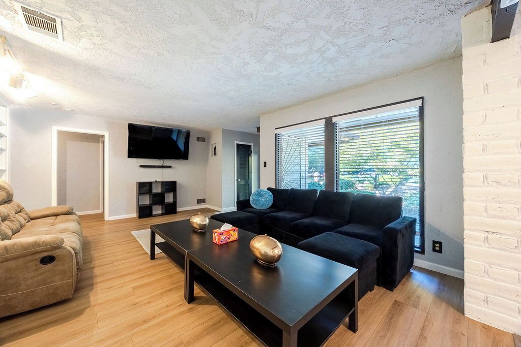 Photo of Livingroom in Roosevelt