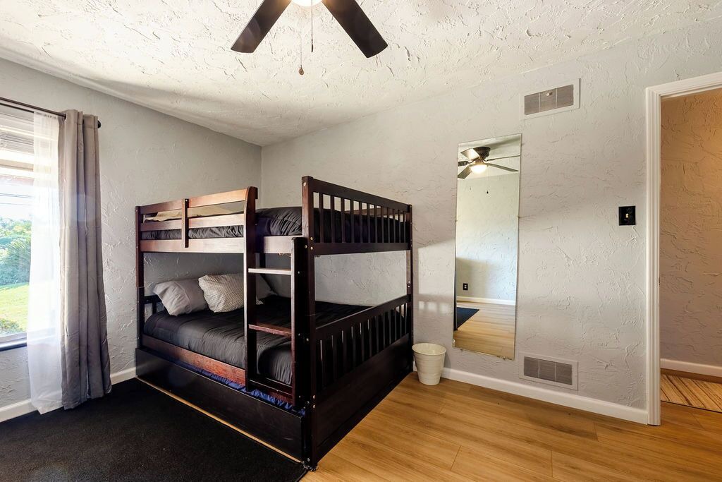 Photo of Bedroom in Roosevelt