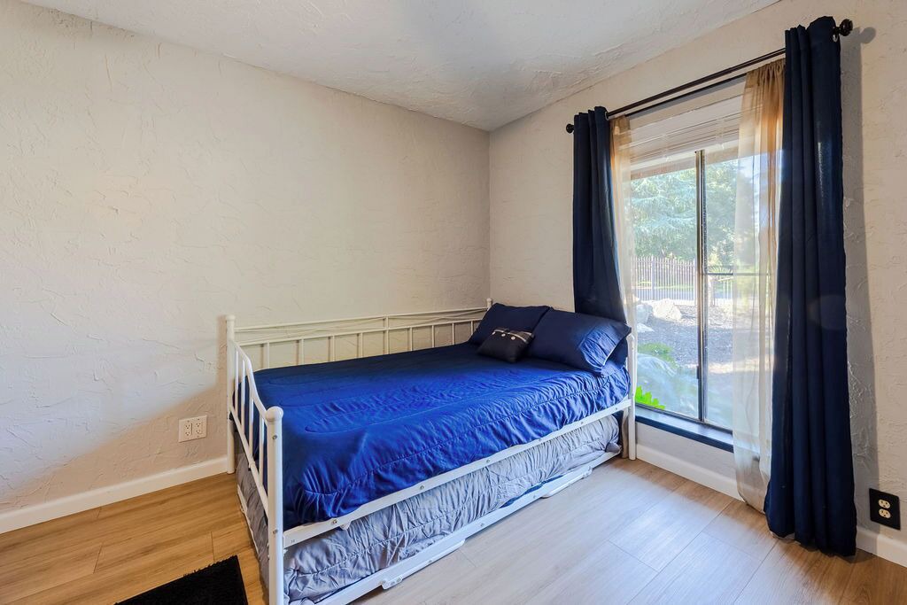 Photo of Bedroom in Roosevelt