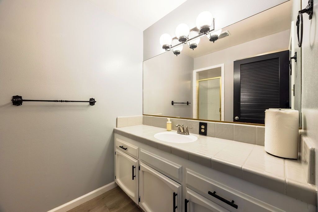Photo of Bathroom in Roosevelt