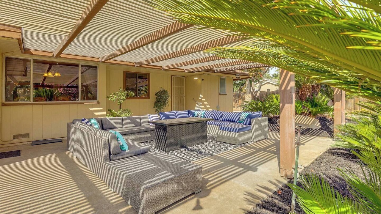 Photo of Patio Balcony in Roosevelt