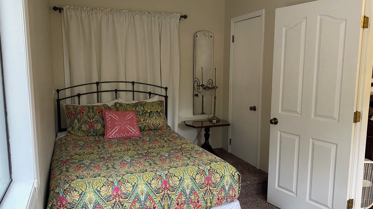 Photo of Bedroom in Oakhurst