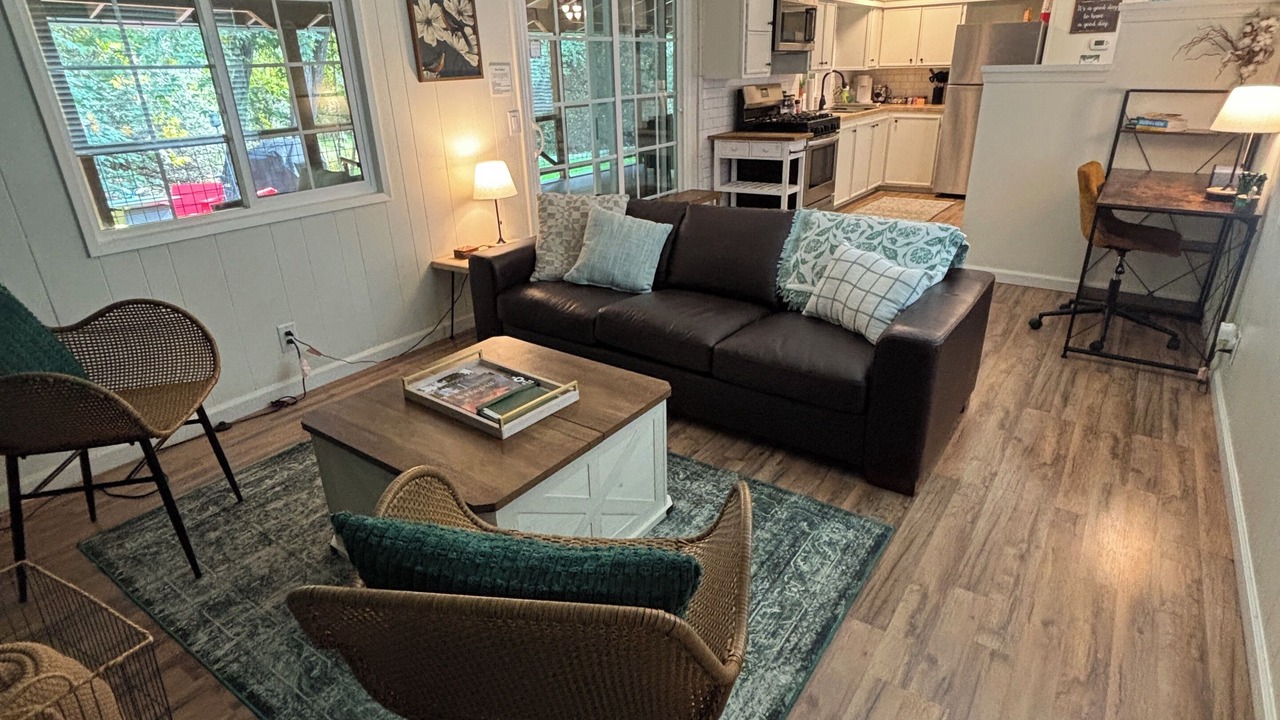 Photo of Livingroom in Springville
