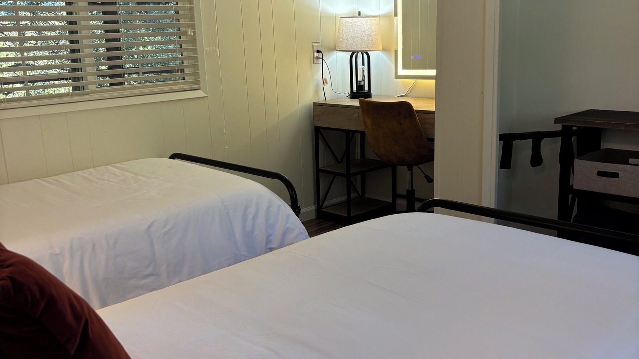 Photo of Bedroom in Springville